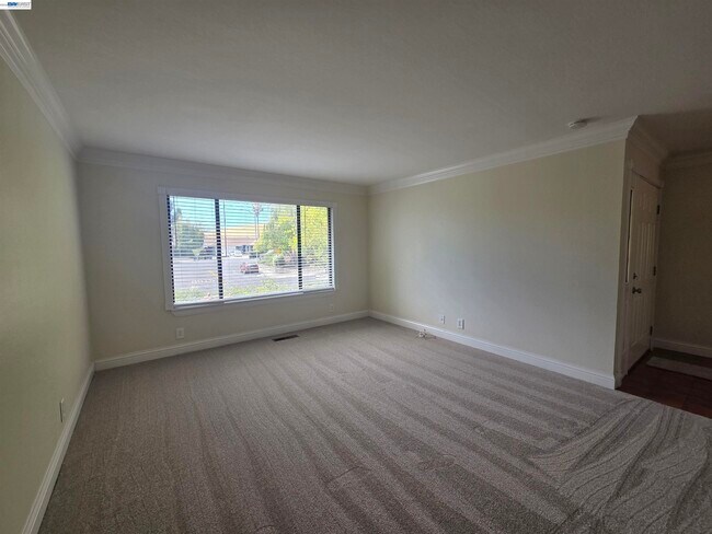 Building Photo - 11732 Bloomington Way