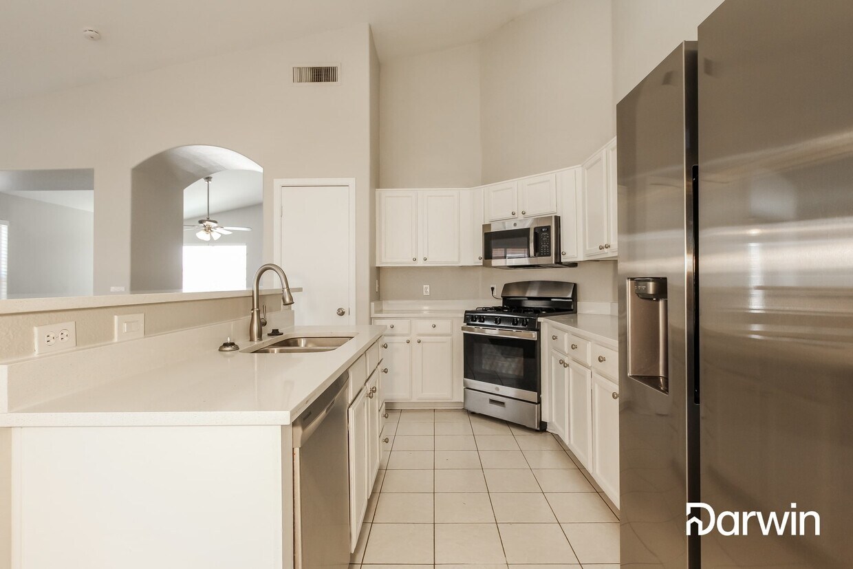 Primary Photo - 4724 N 89th Dr