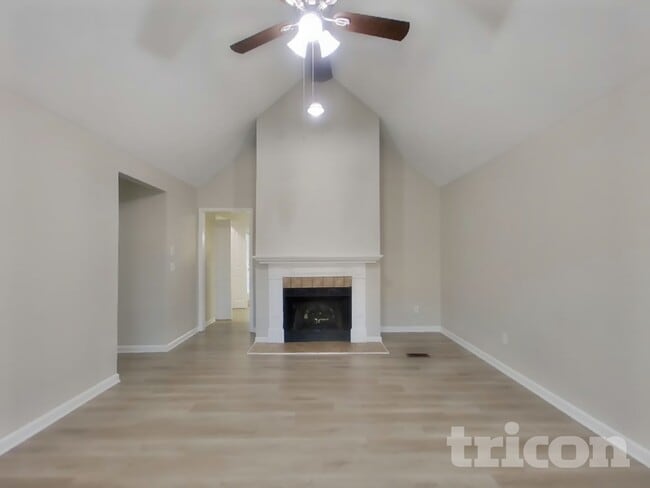 Foto del edificio - 3009 Blackwood Dr