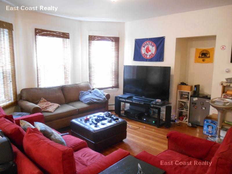 Primary Photo - 505 Washington St