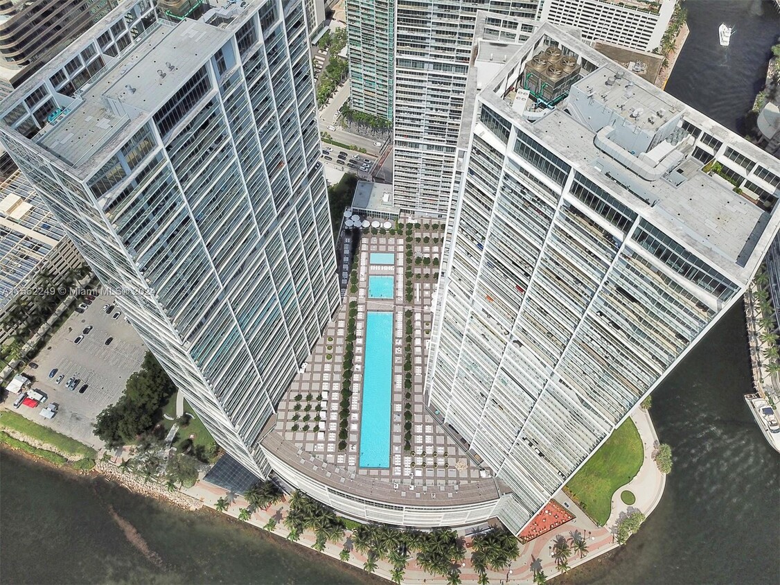 Foto principal - 465 Brickell Ave