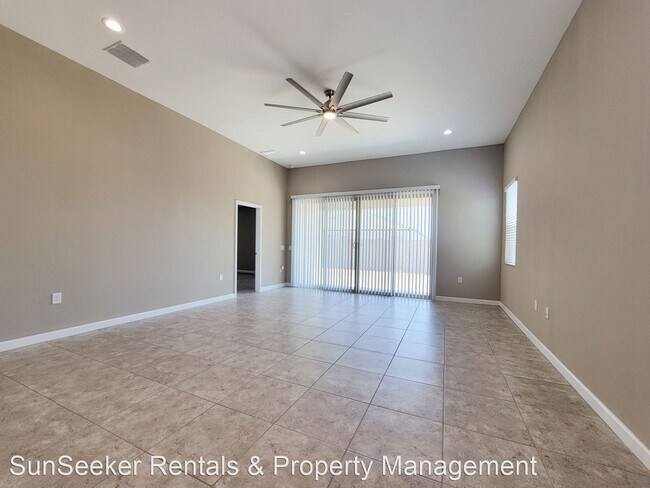 Foto del edificio - 4 br, 3 bath House - 30155 W Indianola Ave