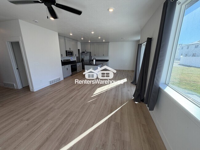 Foto del edificio - 3767 N Hannah St