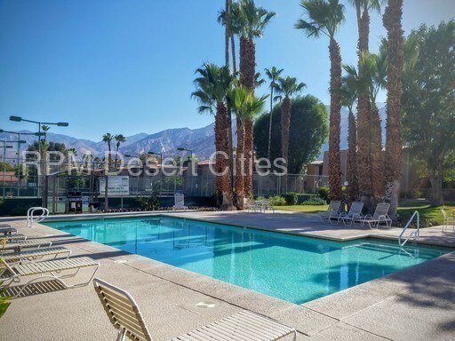 Primary Photo - Great Palm Springs Condo