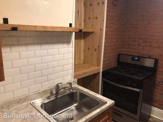 Foto del edificio - 341 Crestwood Ave