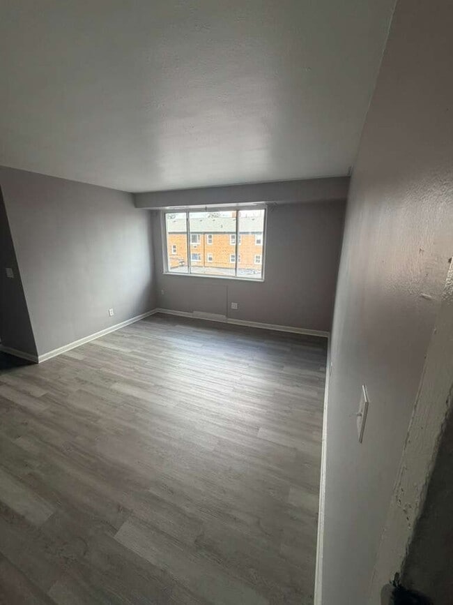 Photo - 13975 Superior Rd Apartment