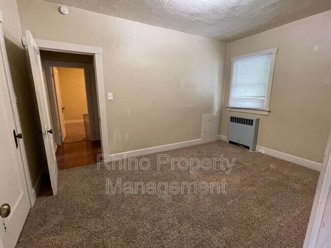Building Photo - 1492 Lincoln St