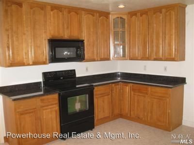 Building Photo - 439 Greenbrier Ct