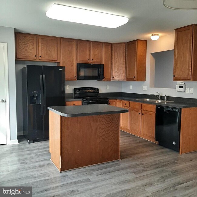 Foto del edificio - 28 Council Ct