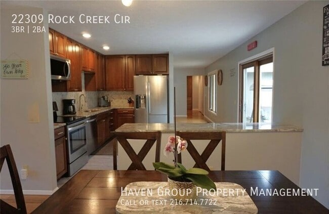 Building Photo - 22309 Rock Creek Cir
