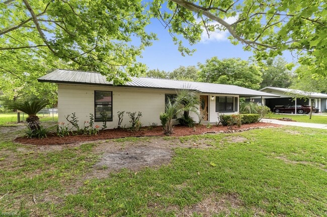 Building Photo - 3 br, 1.5 bath House - 705 Northwest 9th A...