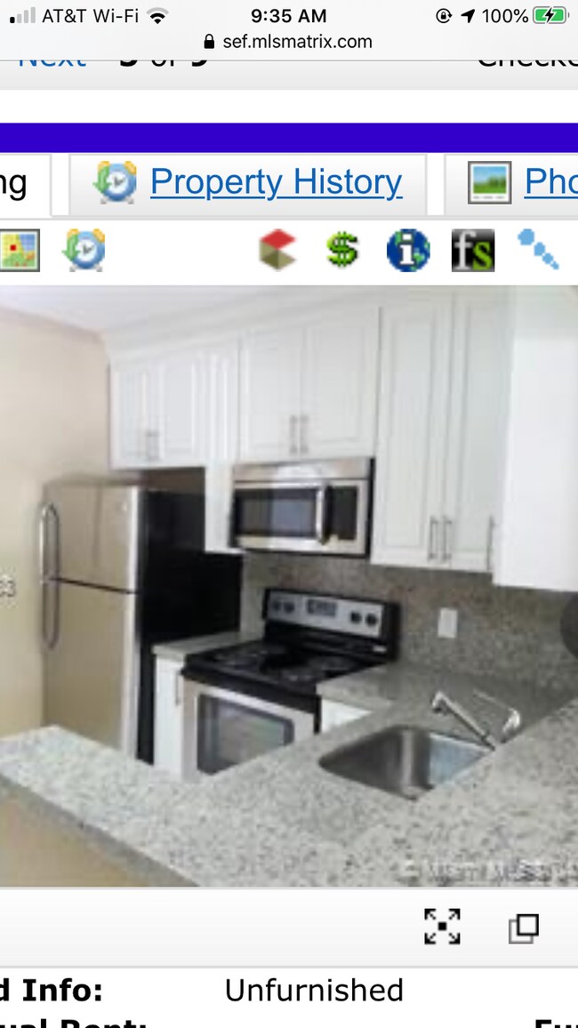 Kitchen - 3753 SW 26th Ter