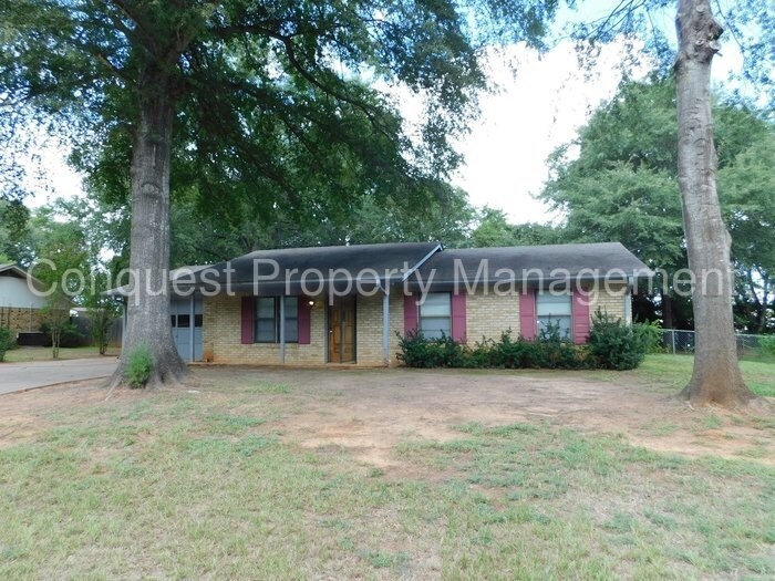 112 Robinwood Dr, Whitehouse, TX 75791 House for Rent in Whitehouse