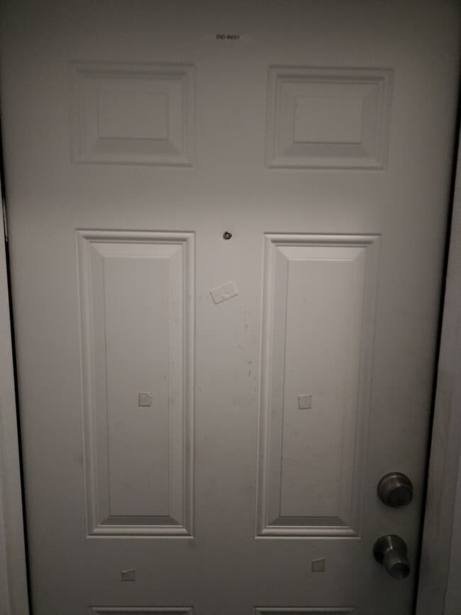 Building Photo - 1945 W 48th St