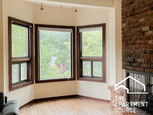 Photo - 877 W Lill Ave Apartment