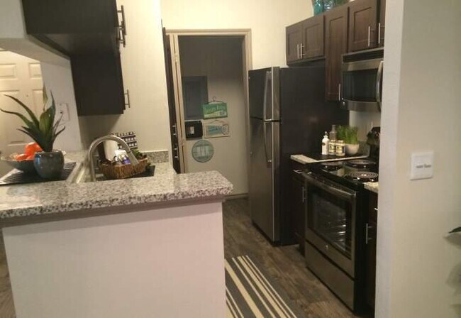 Building Photo - 2 bedroom in Lewisville TX 75057