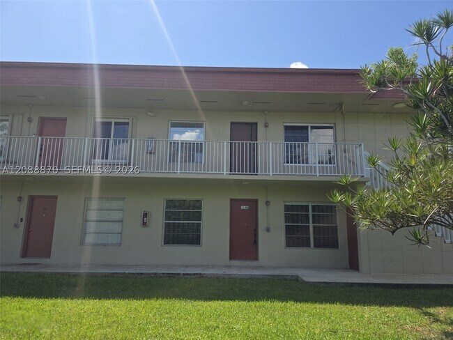 Foto del edificio - 12811 SW 43rd Dr