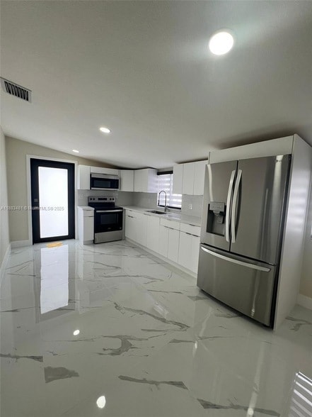 Foto del edificio - 11800 SW 176th St