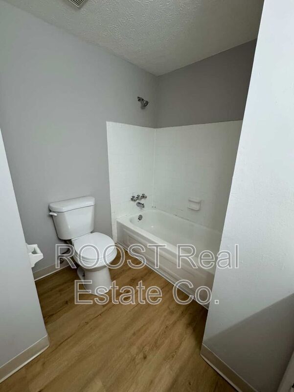 Building Photo - 2801 Conrad Dr