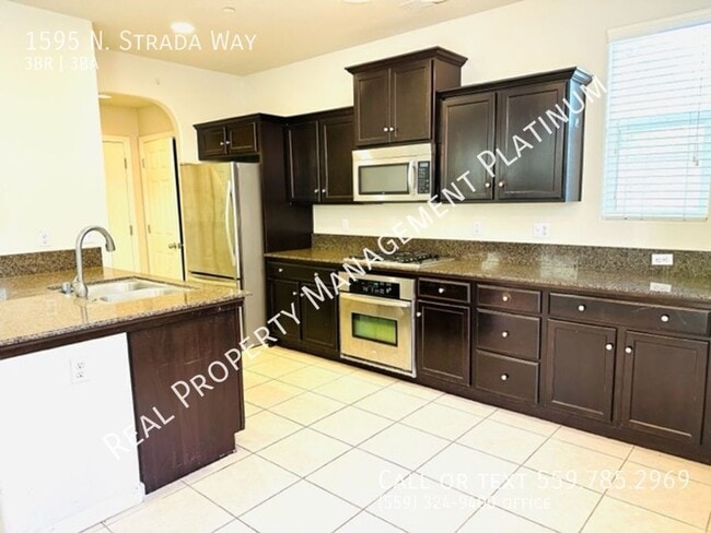 Building Photo - 1595 Etchings Way