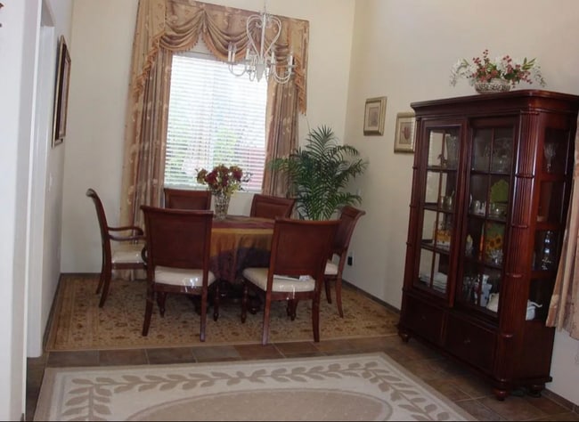 Foto del edificio - 11156 Ivy Hill Dr
