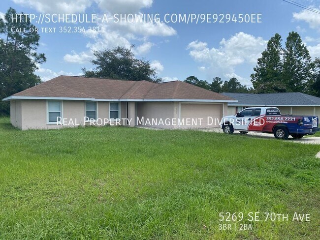 Building Photo - SILVER SPRINGS SHORES 3/2/2