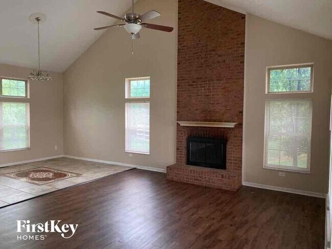 Foto del edificio - 6131 Headington Pl