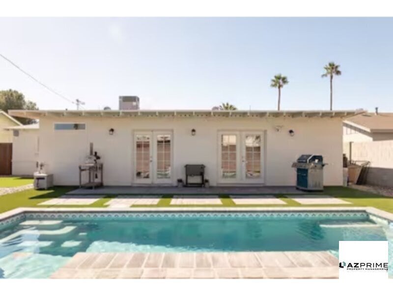 Primary Photo - Gorgeous 4/2 Scottsdale Oasis with Pool, H...