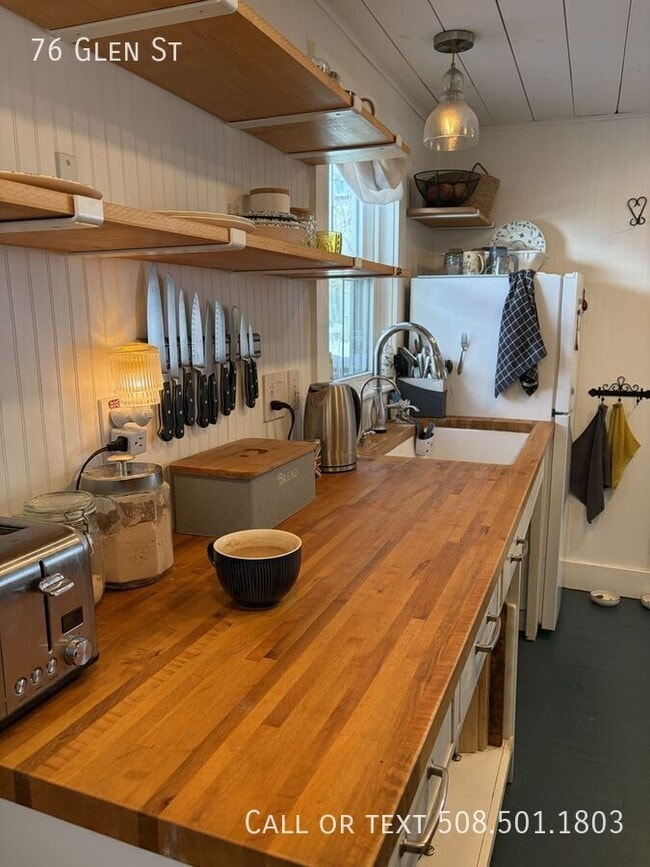 Foto del edificio - 76 Glen St