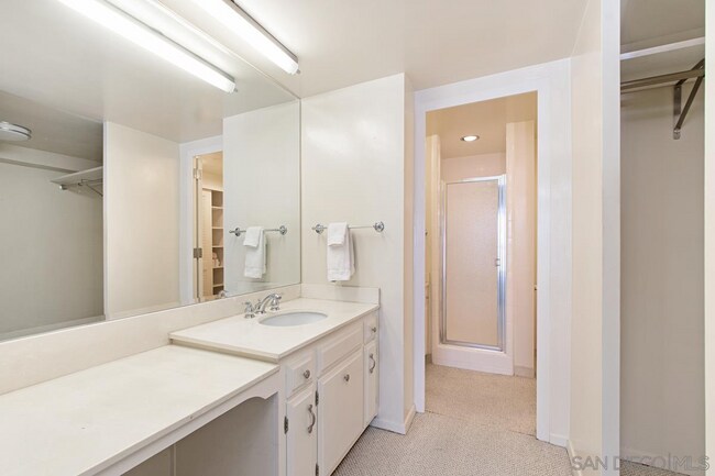 Master Bath - 939 Coast
