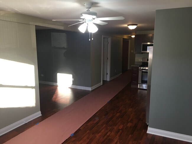 Foto del edificio - 5818 S Archer Ave