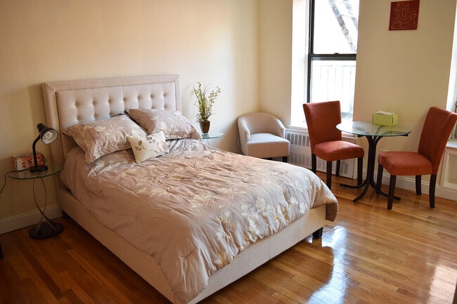 Photo - 30 E 95th St Apartment