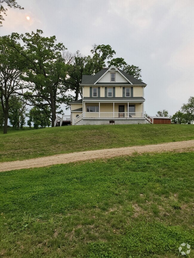 Building Photo - 10326 Brattlie Rd