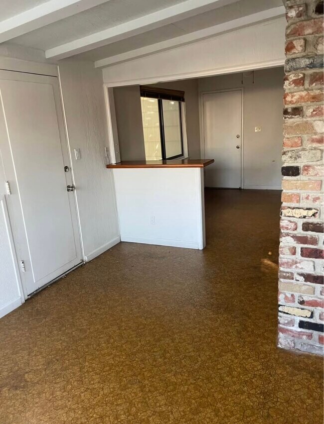 Foto del edificio - 4623 Goya Pky