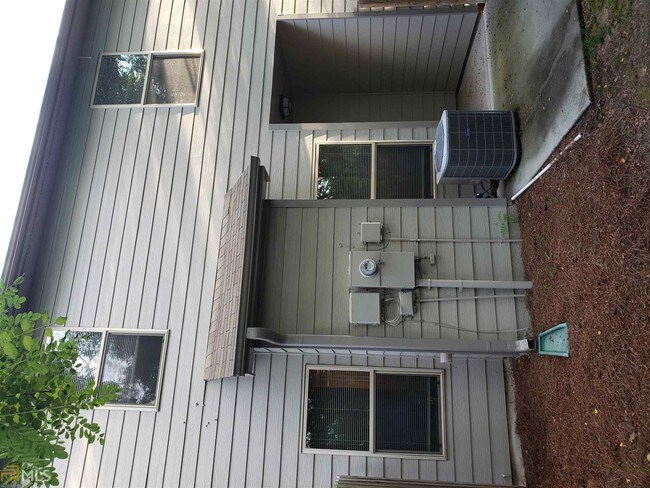 Building Photo - 504 Jefferson Chase Cir