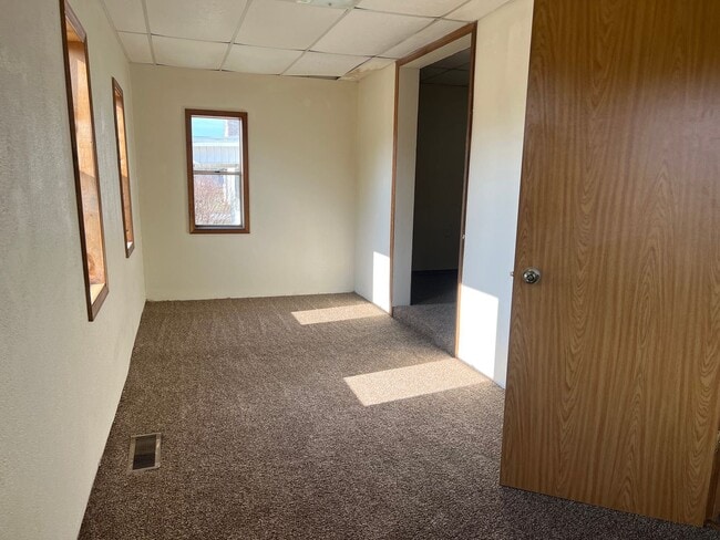 Building Photo - 3 br, 1 bath House - 1416 8th Ave