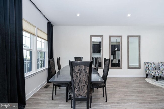 Building Photo - 1328 Trestle Dr