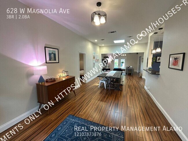 Building Photo - 628 W Magnolia Ave