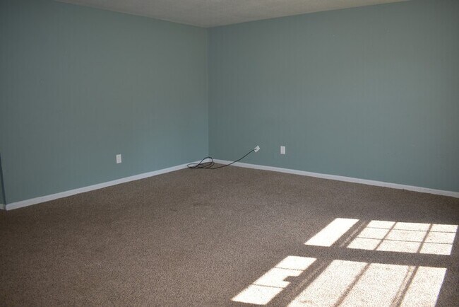 Foto del edificio - 3177 NW Mill Dr
