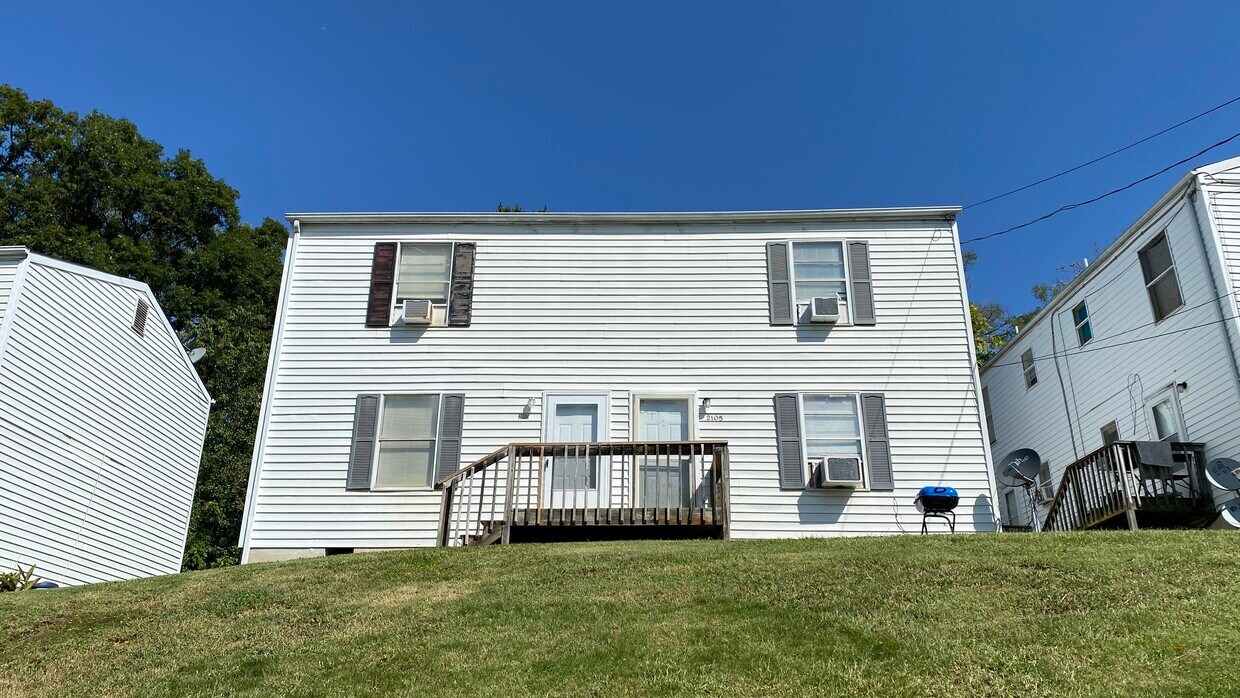Primary Photo - 2107 Staunton Ave NW