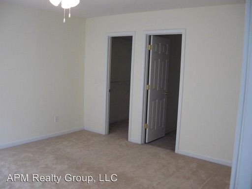 Building Photo - 2028 Lake Carolina Dr