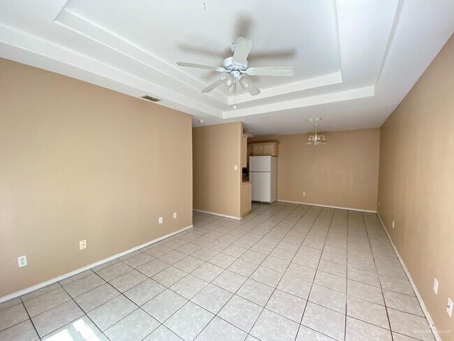 Building Photo - 607 O Hare Dr