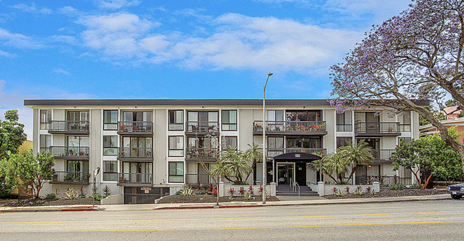 Building Photo - 1351 N Crescent Heights Blvd