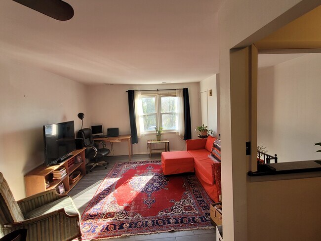 Foto del edificio - 718 Rosedale St