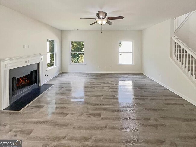 Foto del edificio - 5 Bedroom Single Family Home in Braselton