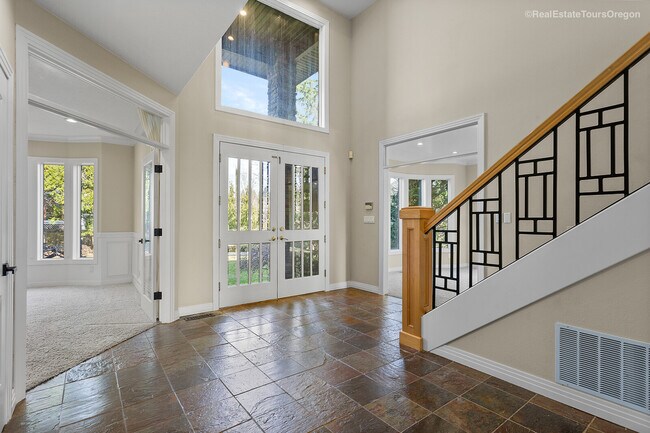 Foto del edificio - 2919 Beacon Hill Dr