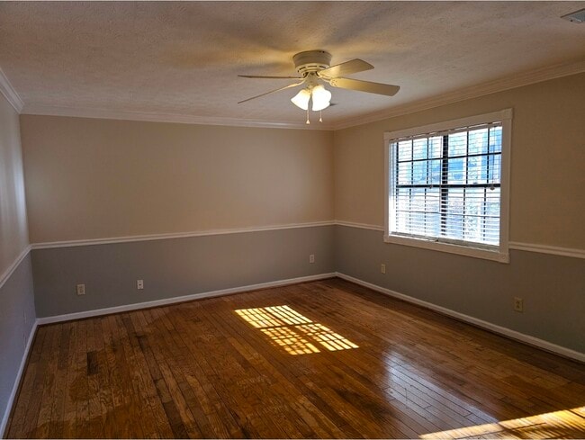 Foto del edificio - 3126 Caliente Ln