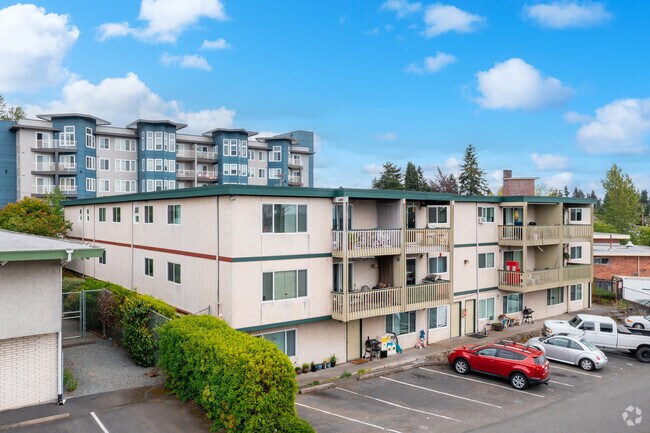 Foto del edificio - 907 Harrington Ave