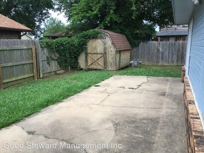 Foto del edificio - 3 br, 2 bath House - 2001 S. Cherokee Ave.