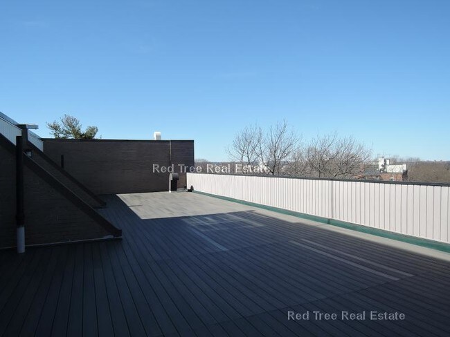 Foto del edificio - 1455 Commonwealth Avenue